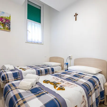 Congregazione Suore Figlie Di San Francesco Di Sales Casa de hóspedes 3*