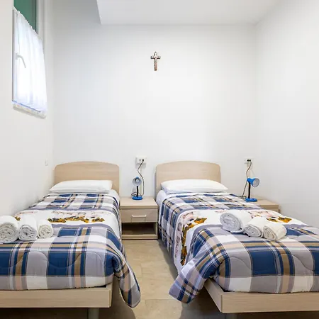 Πανσιόν Congregazione Suore Figlie Di San Francesco Di Sales 3*