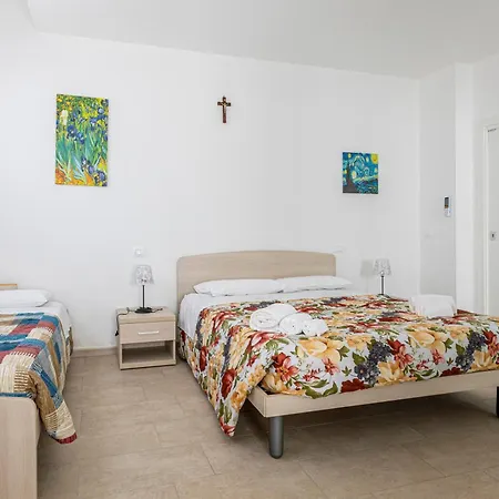 Congregazione Suore Figlie Di San Francesco Di Sales 3*