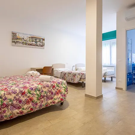 Congregazione Suore Figlie Di San Francesco Di Sales Πανσιόν